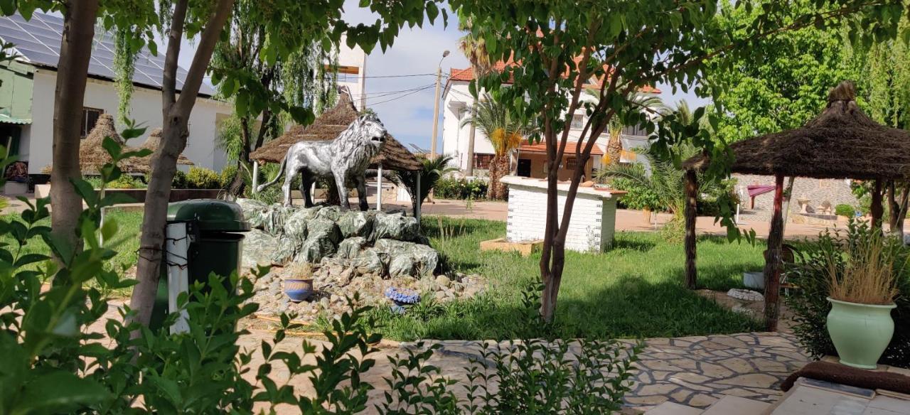 Le Vallon Vert - Club Equestre Azrou Exterior photo