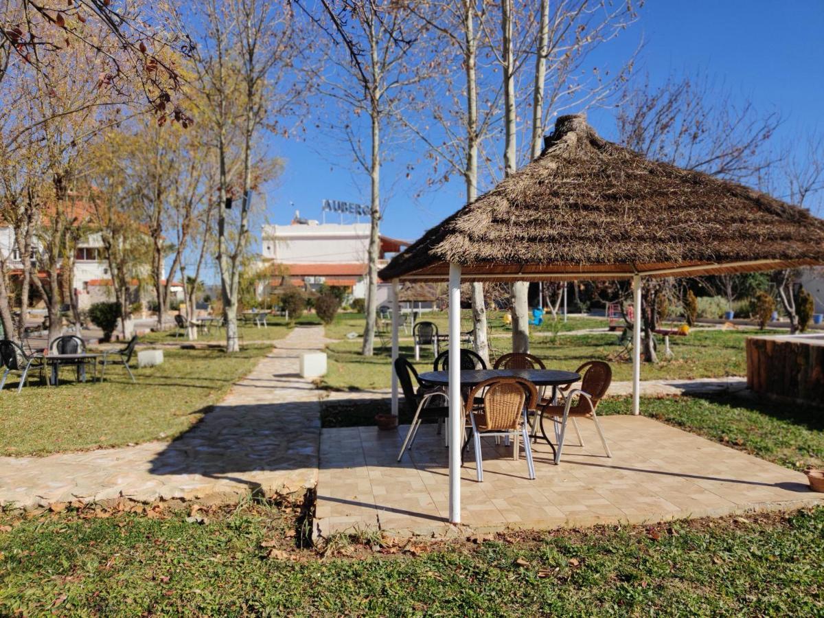 Le Vallon Vert - Club Equestre Azrou Exterior photo